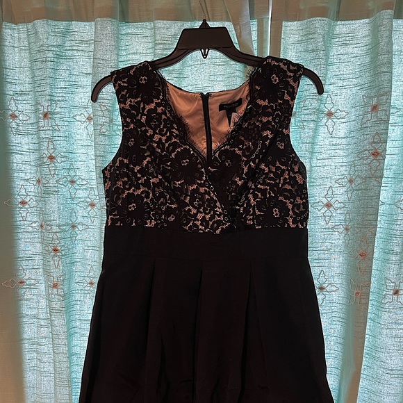 White House Black Market Dresses & Skirts - Cream lace knee length fit and flare cocktail dress. Perfect for weddings, etc.